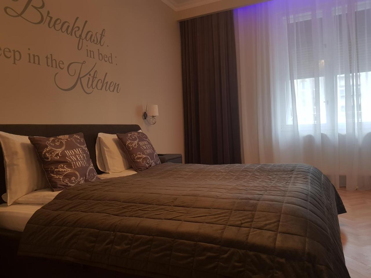 City Center Dream Apartment Timisoara Esterno foto